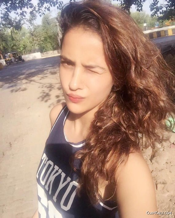 Namaste England Girl Aisha Sharma With Akshay Kumar