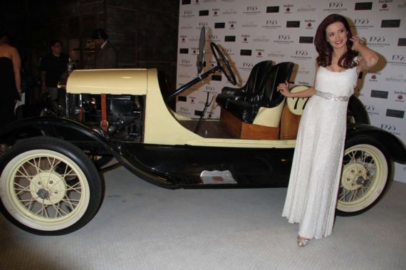 Holly Madison At The Grand Opening Of 1923 Bourbon And Burlesque