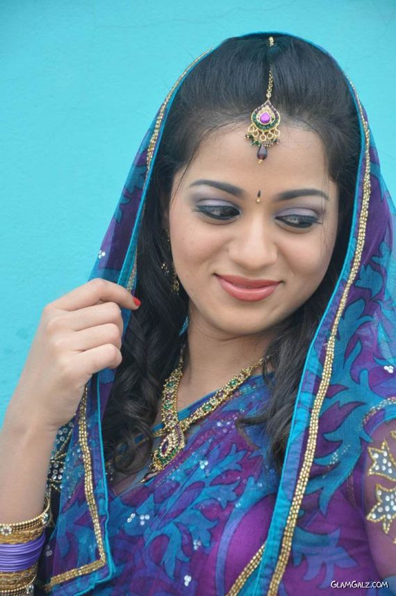 Beautiful Indian Actress Reshma