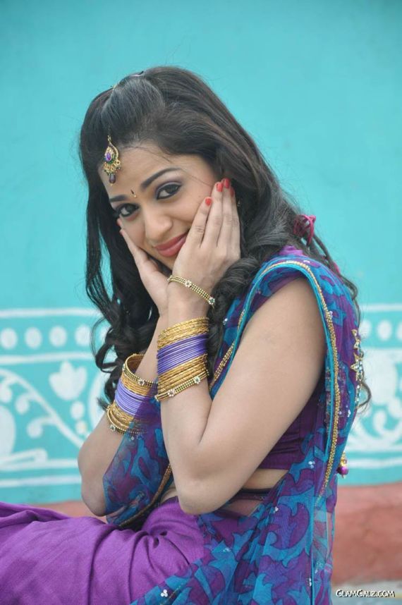 Beautiful Indian Actress Reshma