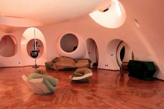 The Amazing Pierre Cardin's Palace